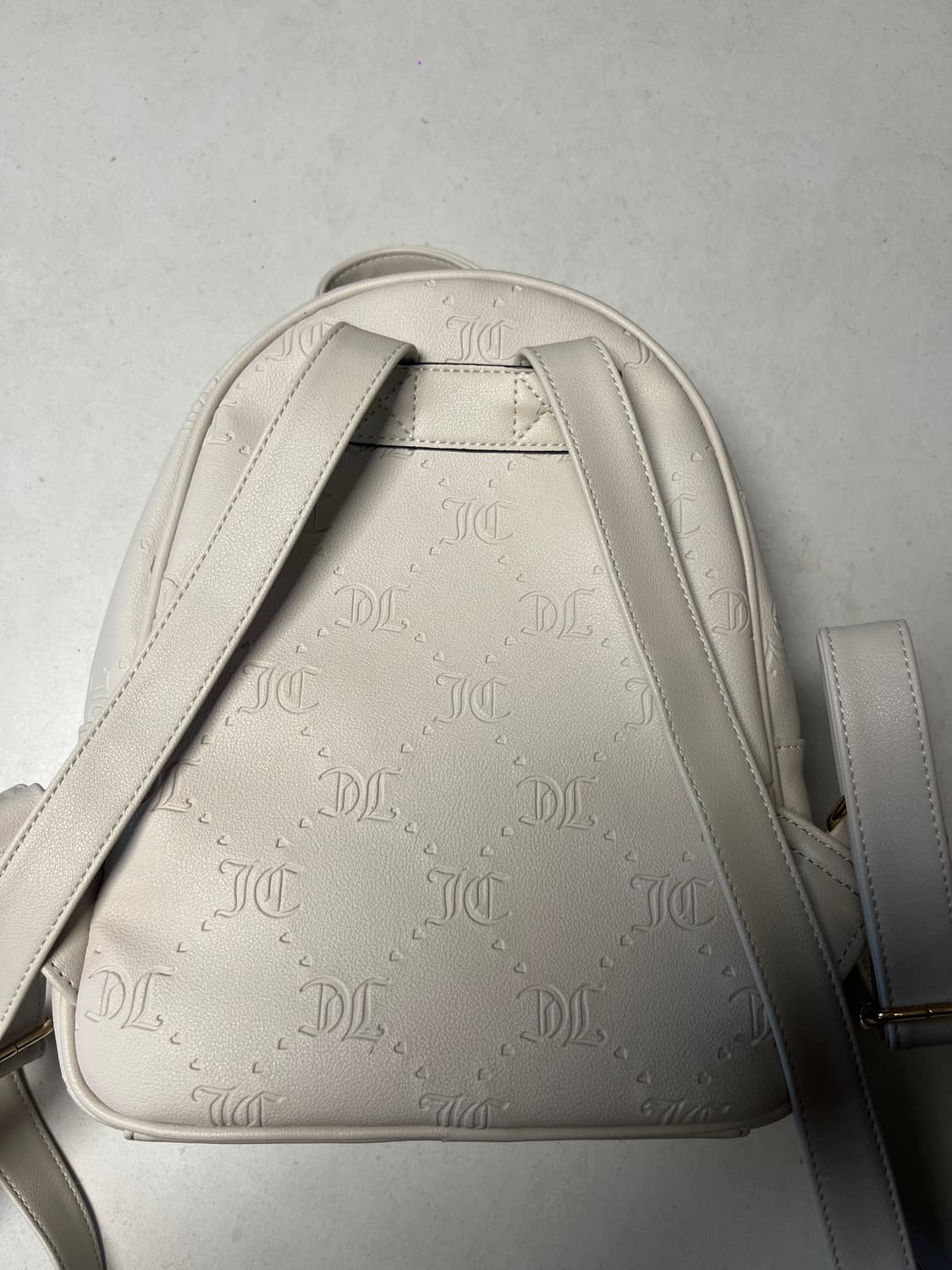 Juicy couture leather backpack 상품이미지3