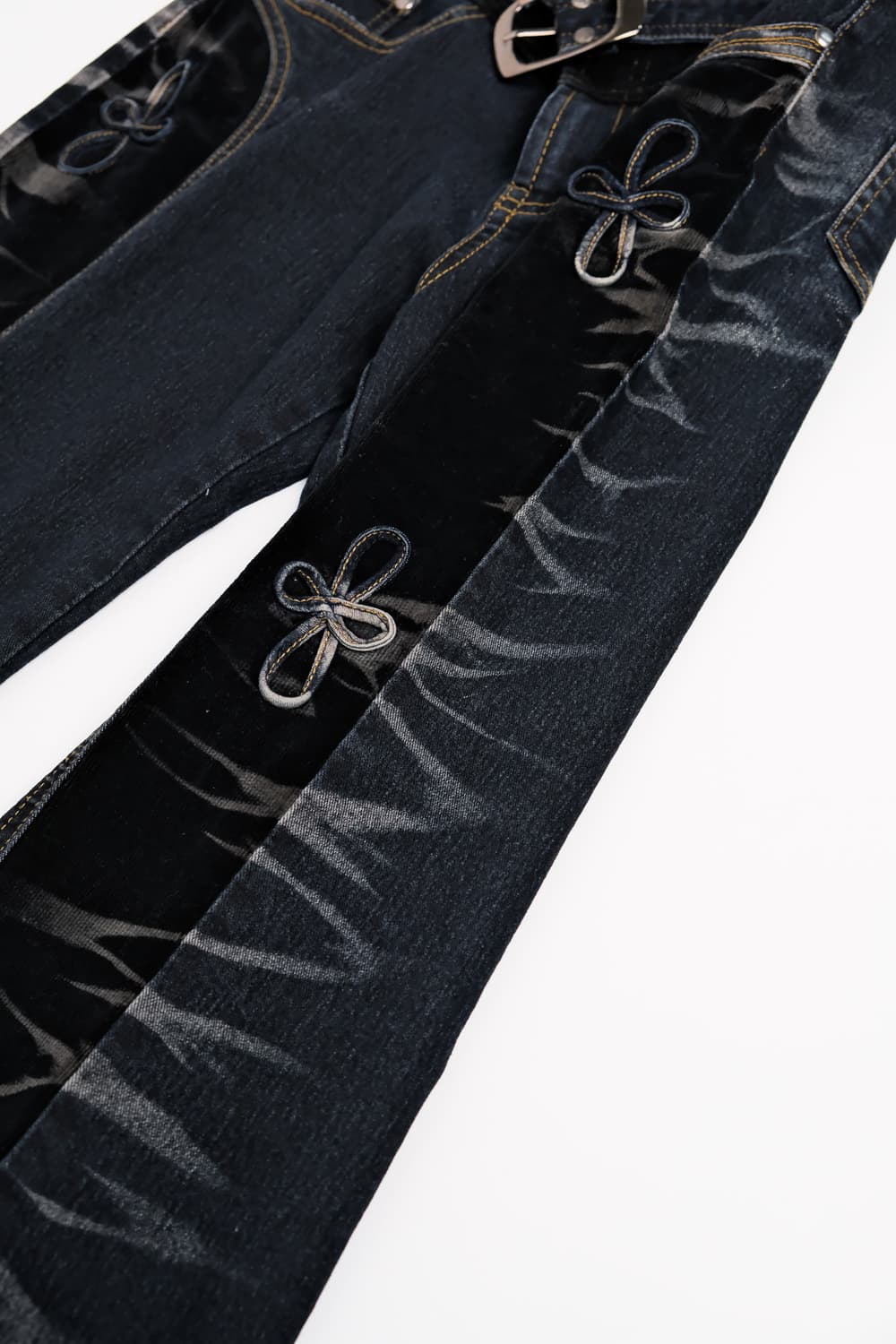 Side Pattern Bootcut Jeans ~34 상품이미지6