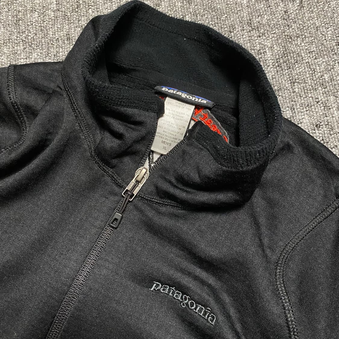 🌊 Patagonia R1 Zip-up Black XL 상품이미지6