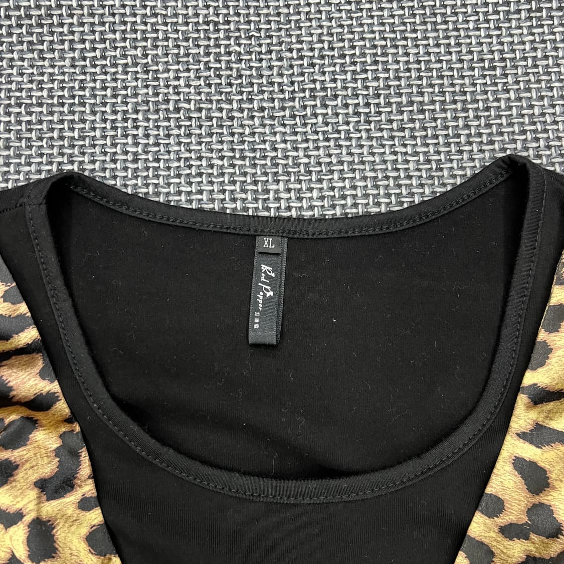 착샷O 빈티지 펑크갸루 레오파드 롱슬리브 상품이미지2