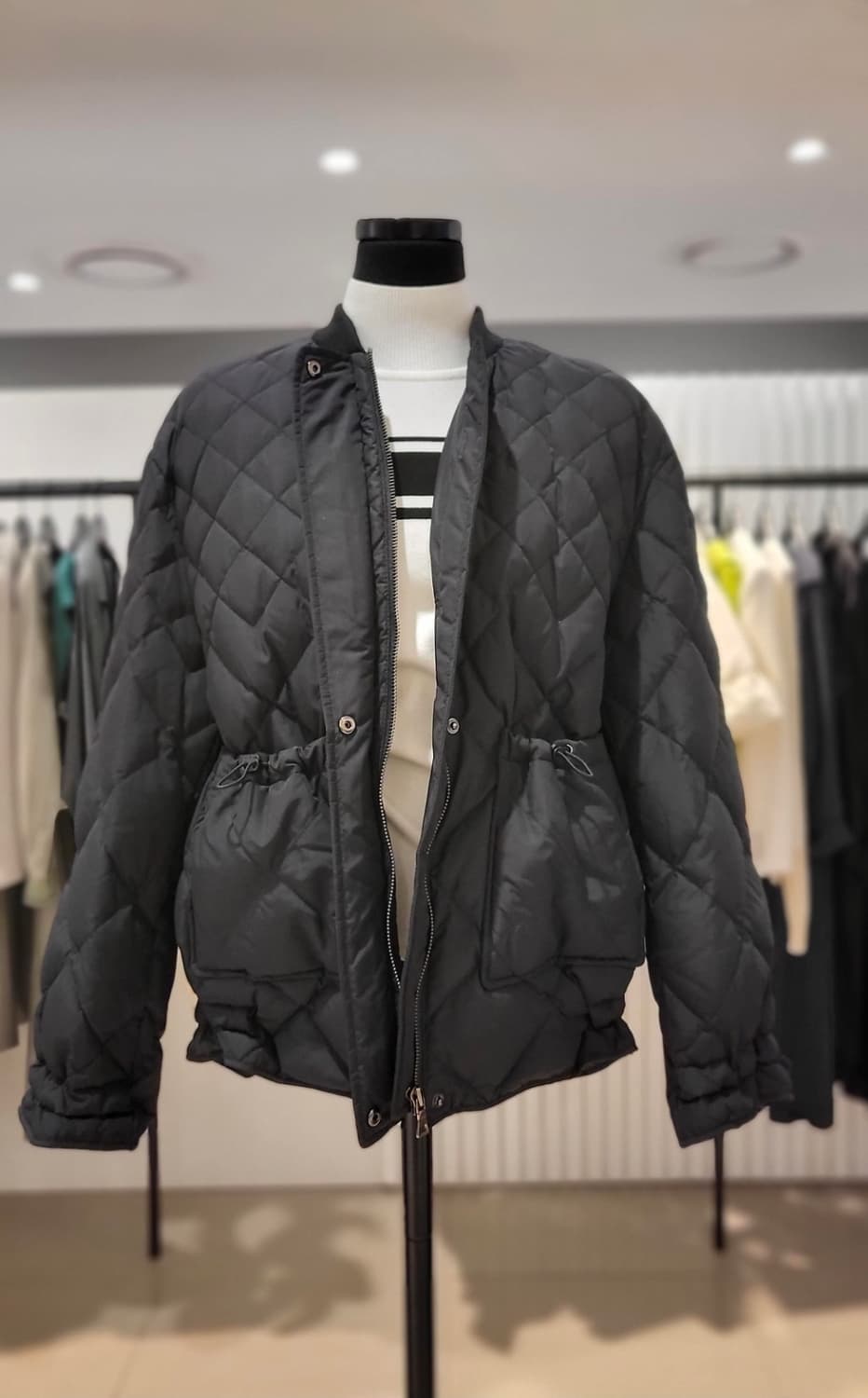 보브 2022 퀼팅 구스다운 숏 패딩 66 사이즈 상품이미지2