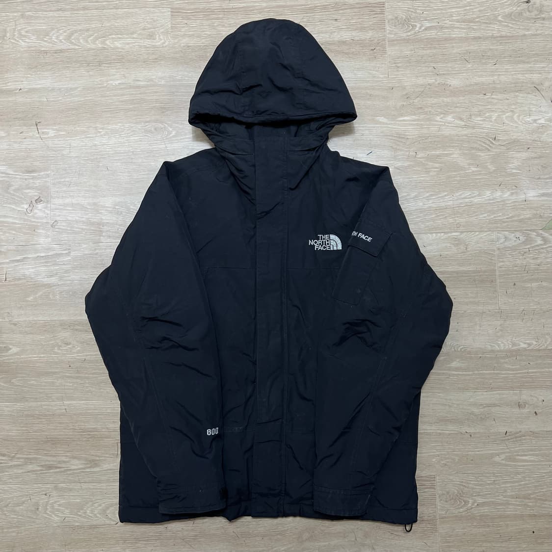 노스페이스 600 후드 패딩 점퍼 [블랙] S/90 상품이미지1