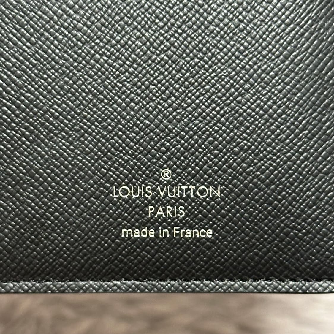 [풀구성] 루이비통 타이가 은장 브라짜 월릿 장지갑 블랙 상품이미지5