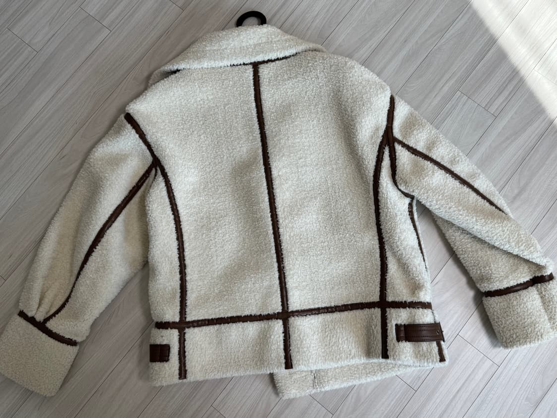 ❄️(새상품)스파오 라이더형 양털 무스탕 뽀글이 상품이미지8