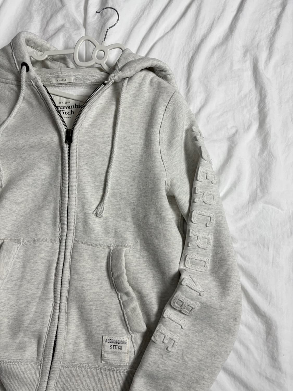아베크롬비 스펠링 로고 오트밀 후드집업 상품이미지3