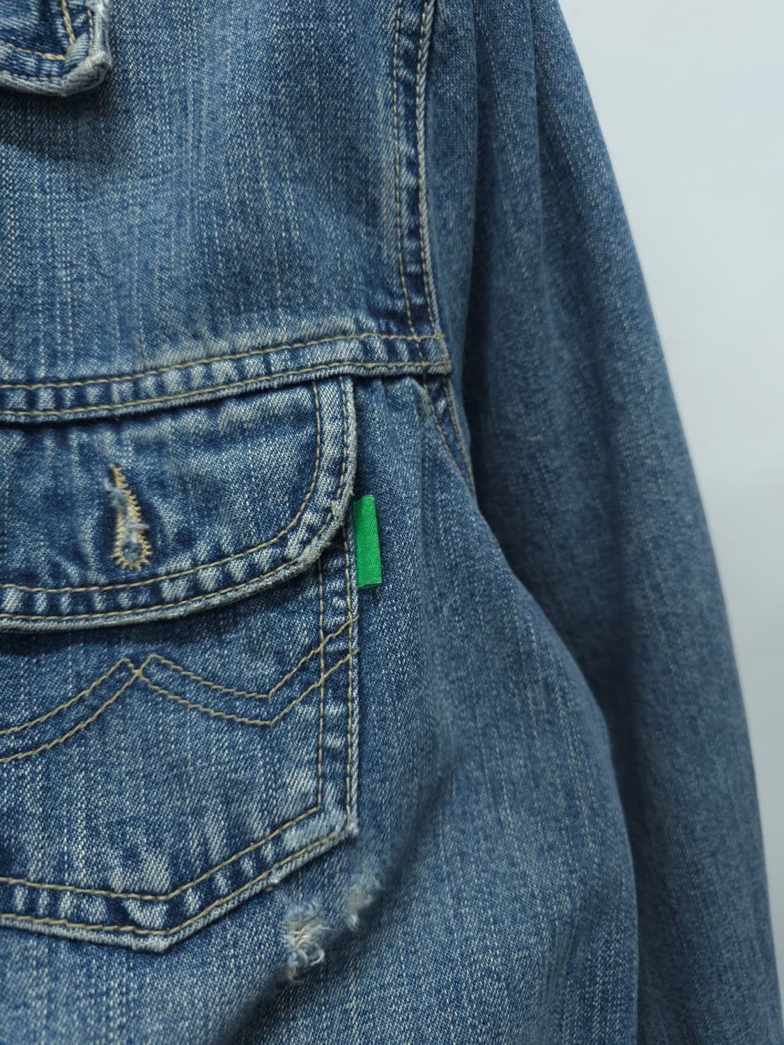 베네통 빈티지 워싱 데님 자켓(메이드인이태리,55사이즈) 상품이미지4