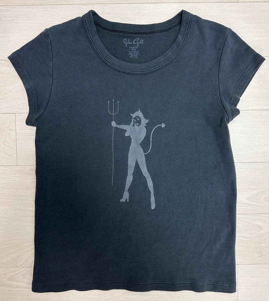 Brandy Melville Hailie top 상품이미지2