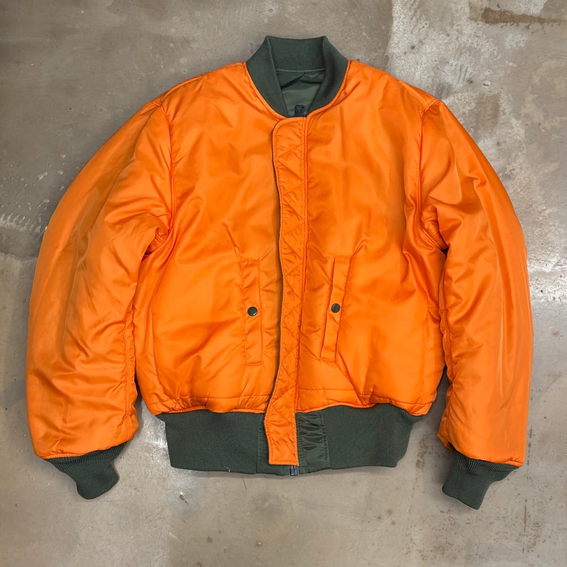 M 알파인더스트리 리버시블 MA-1 항공자켓 상품이미지4