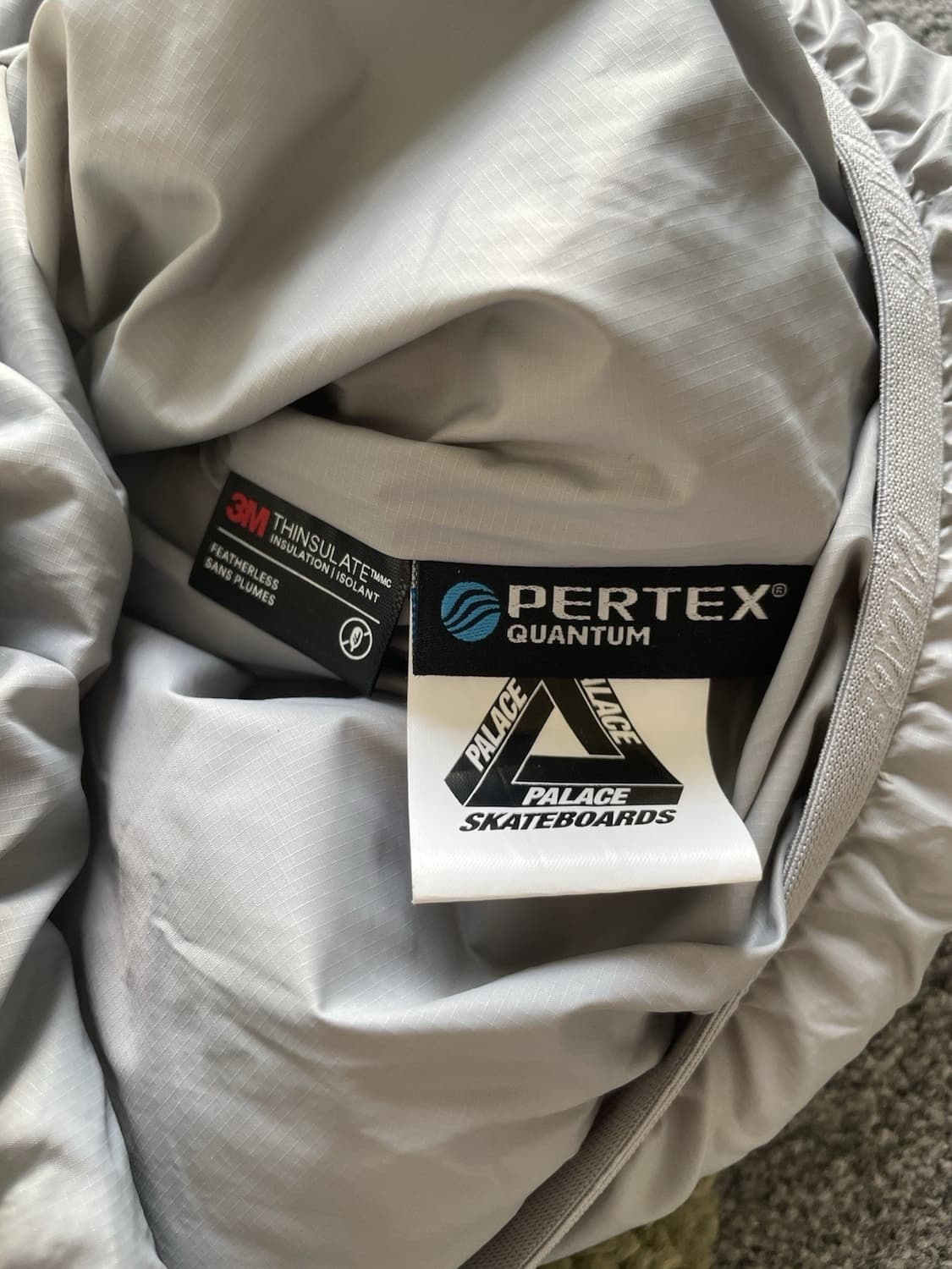 팔라스 하프 집 푸파 그레이 패딩 상품이미지4