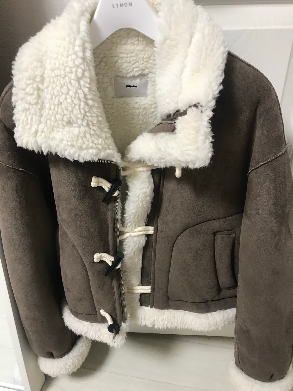 에트몽 무스탕 etmon High-Neck Suede Mustang 상품이미지2