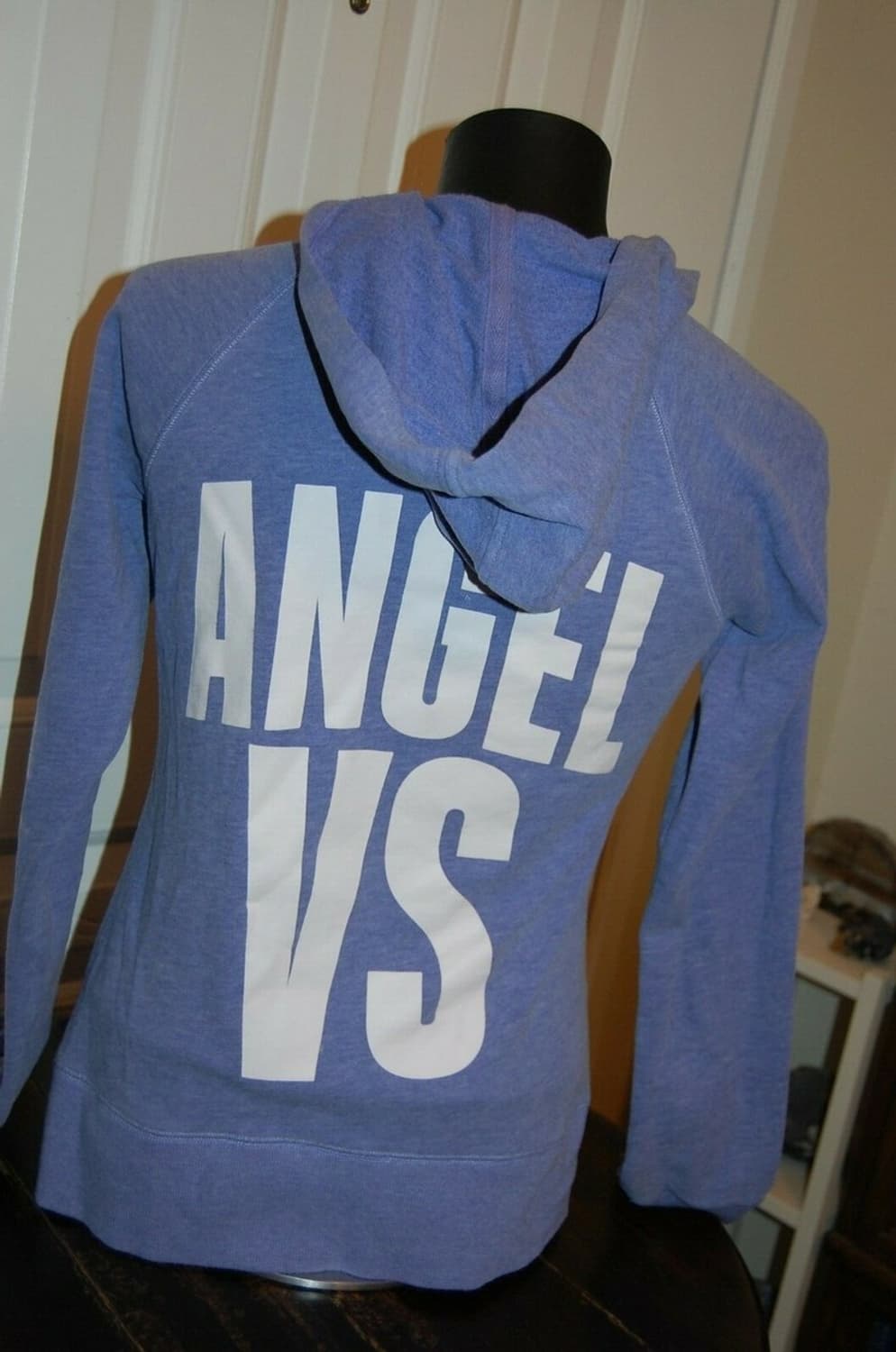 Victoria's Secret Vintage Purple Hoodie 상품이미지1
