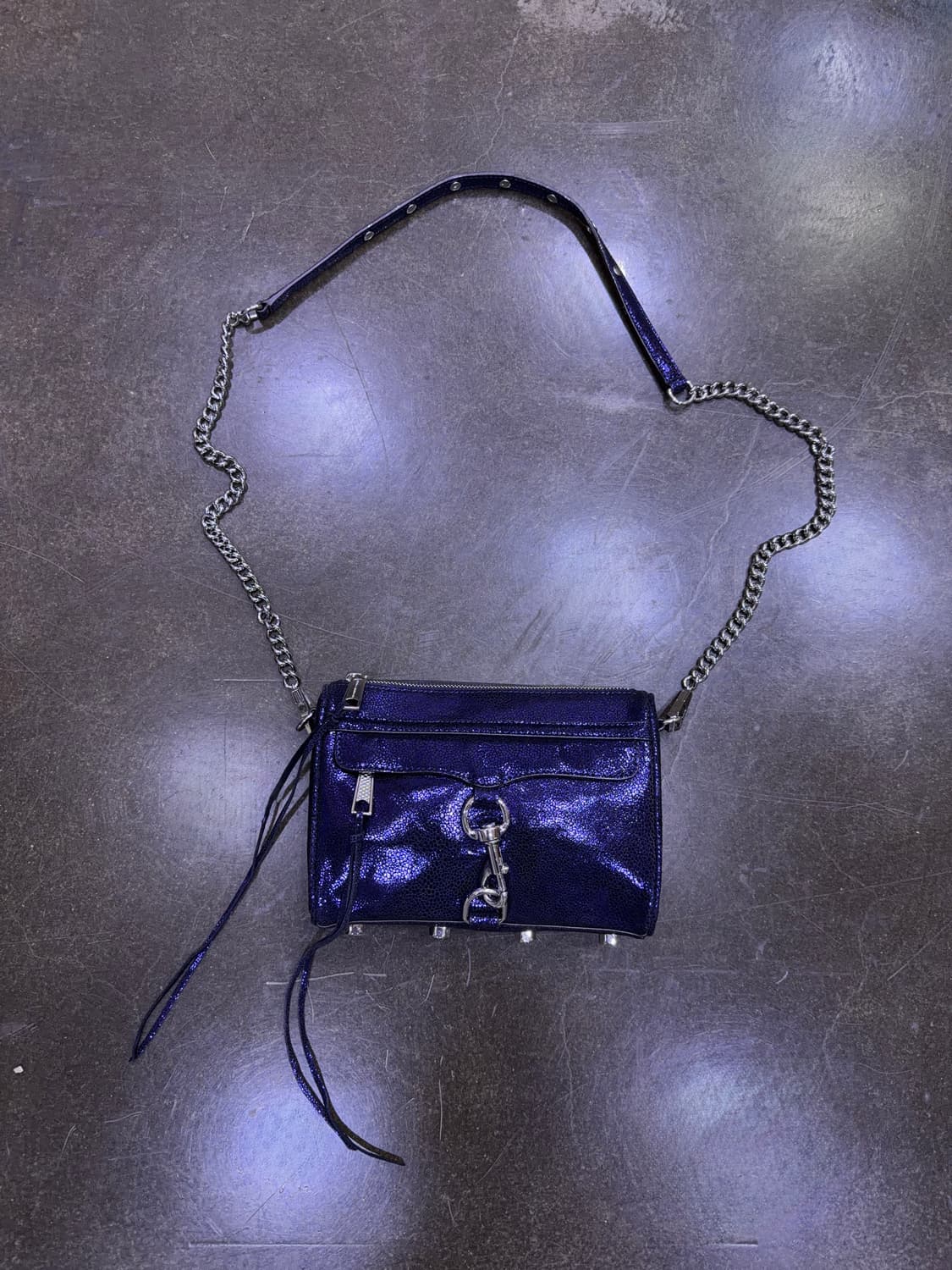 레베카밍코프 체인 크로스백 크로스바디 MAC 미니백 미드나잇 캐비어 상품이미지1