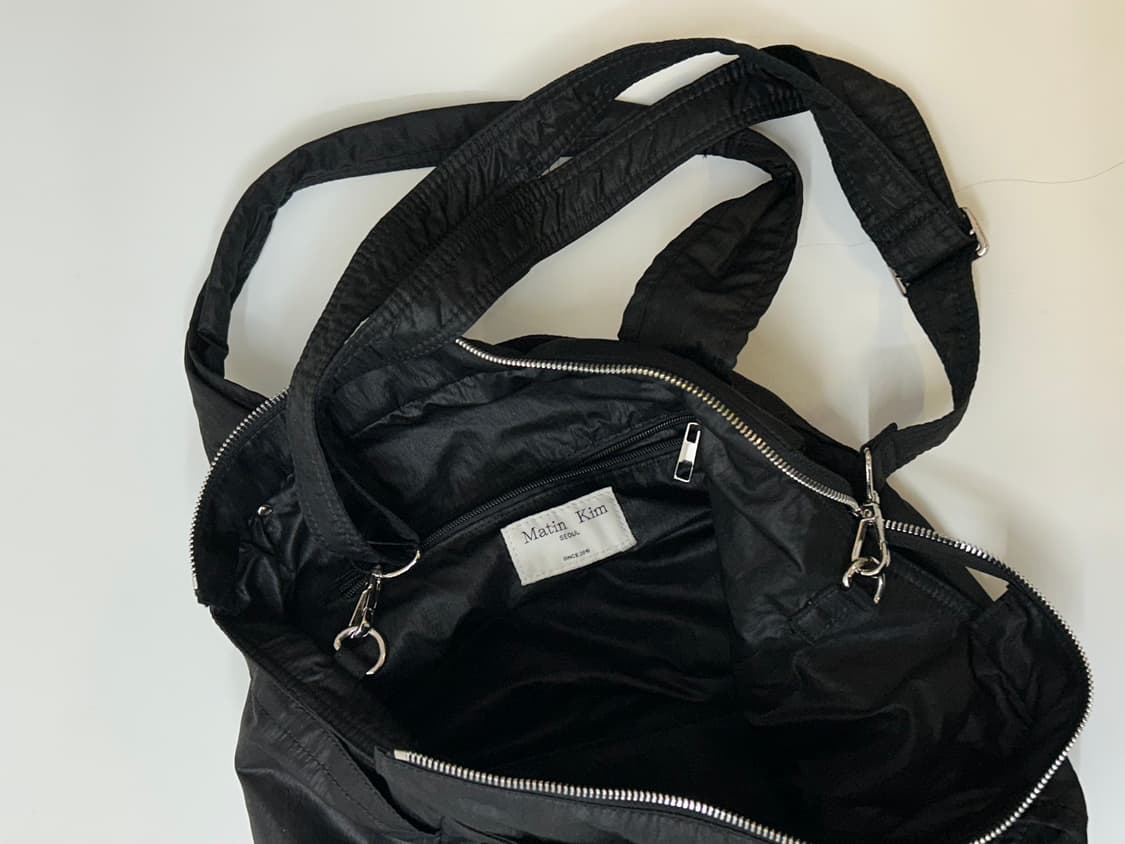 Matin Kim 마뗑킴 나일론 블랙 빅백 상품이미지8