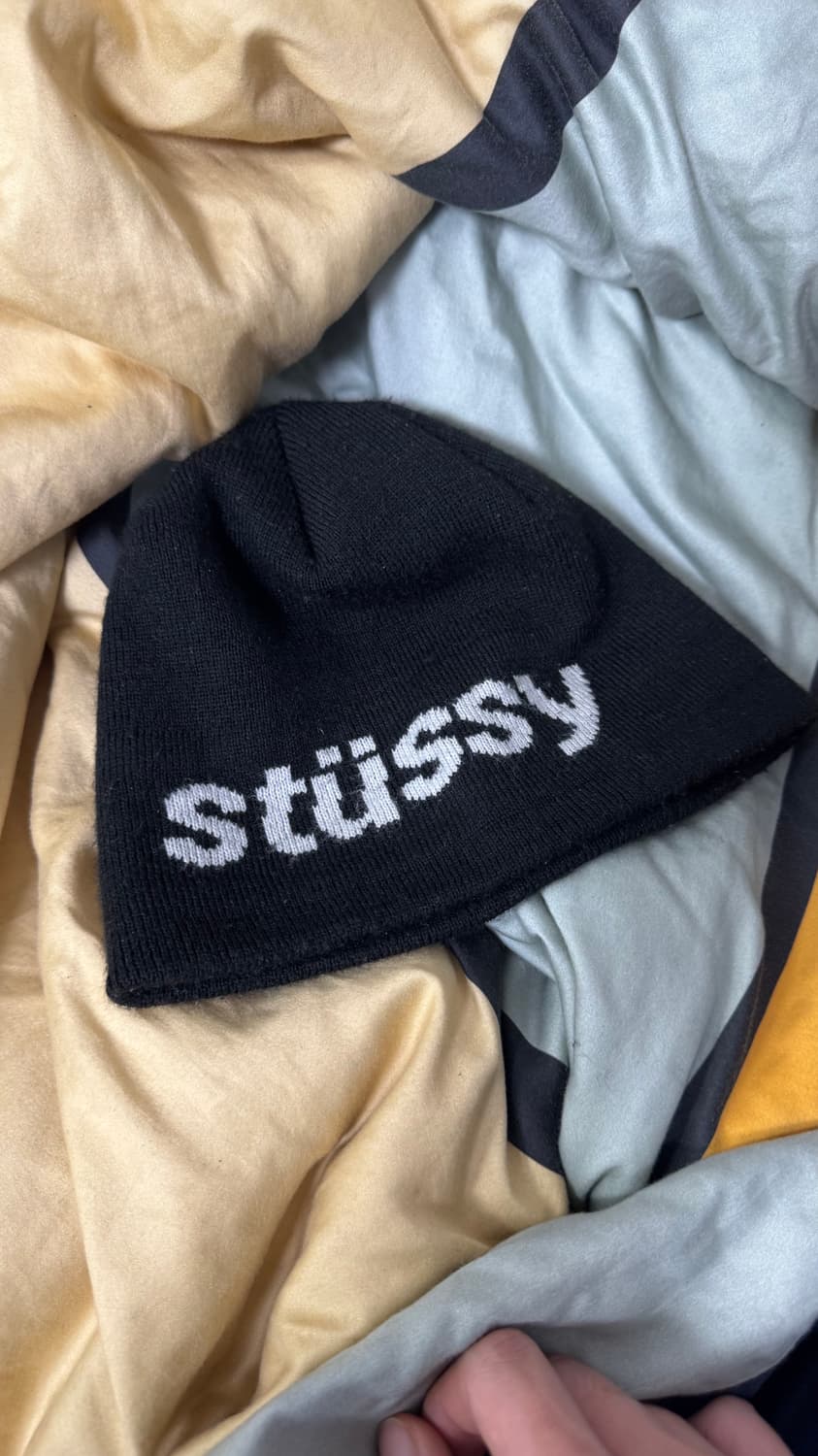 [OS] 스투시 헬베티카 비니 상품이미지1