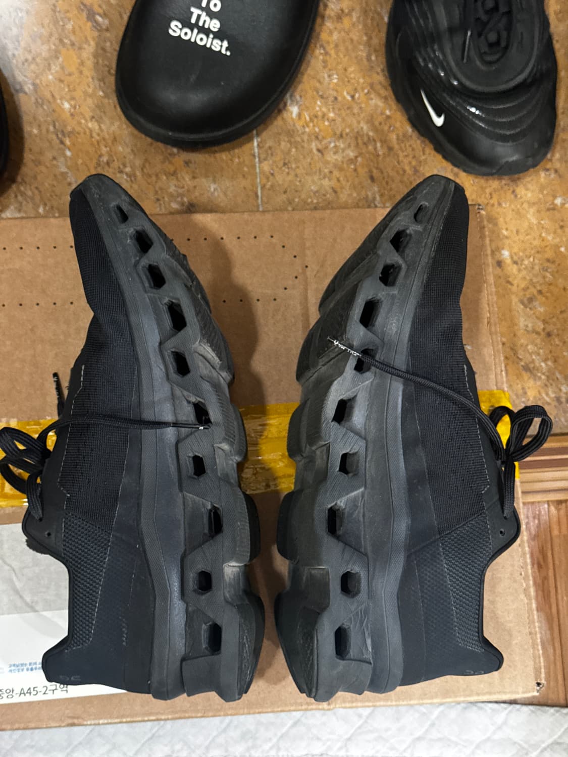 On running 275 상품이미지1