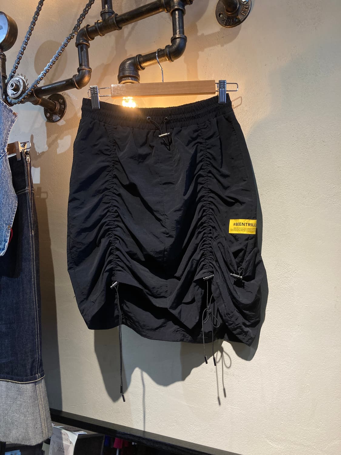 Beentrill 셔링 나일론 스커트 상품이미지1