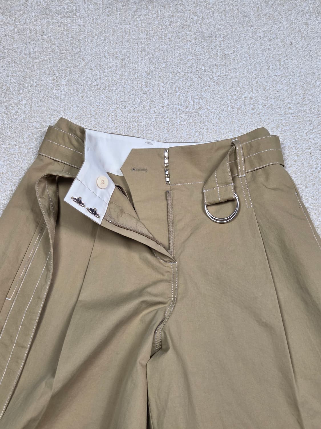 [스튜디오 톰보이] 벨티드 스티치 A라인 하프 팬츠 | S00149 상품이미지6