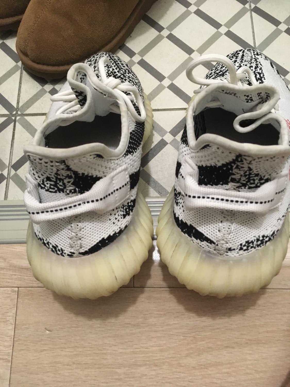 이지부스트 350 v2 지브라(270) 상품이미지5