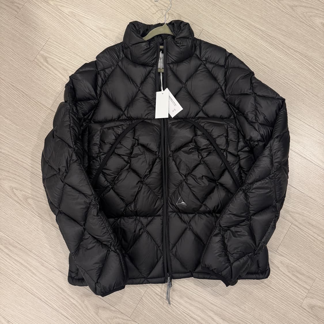 [L] 25FW ROA 로아 nuna 800 필파워 패딩 새상품 상품이미지1