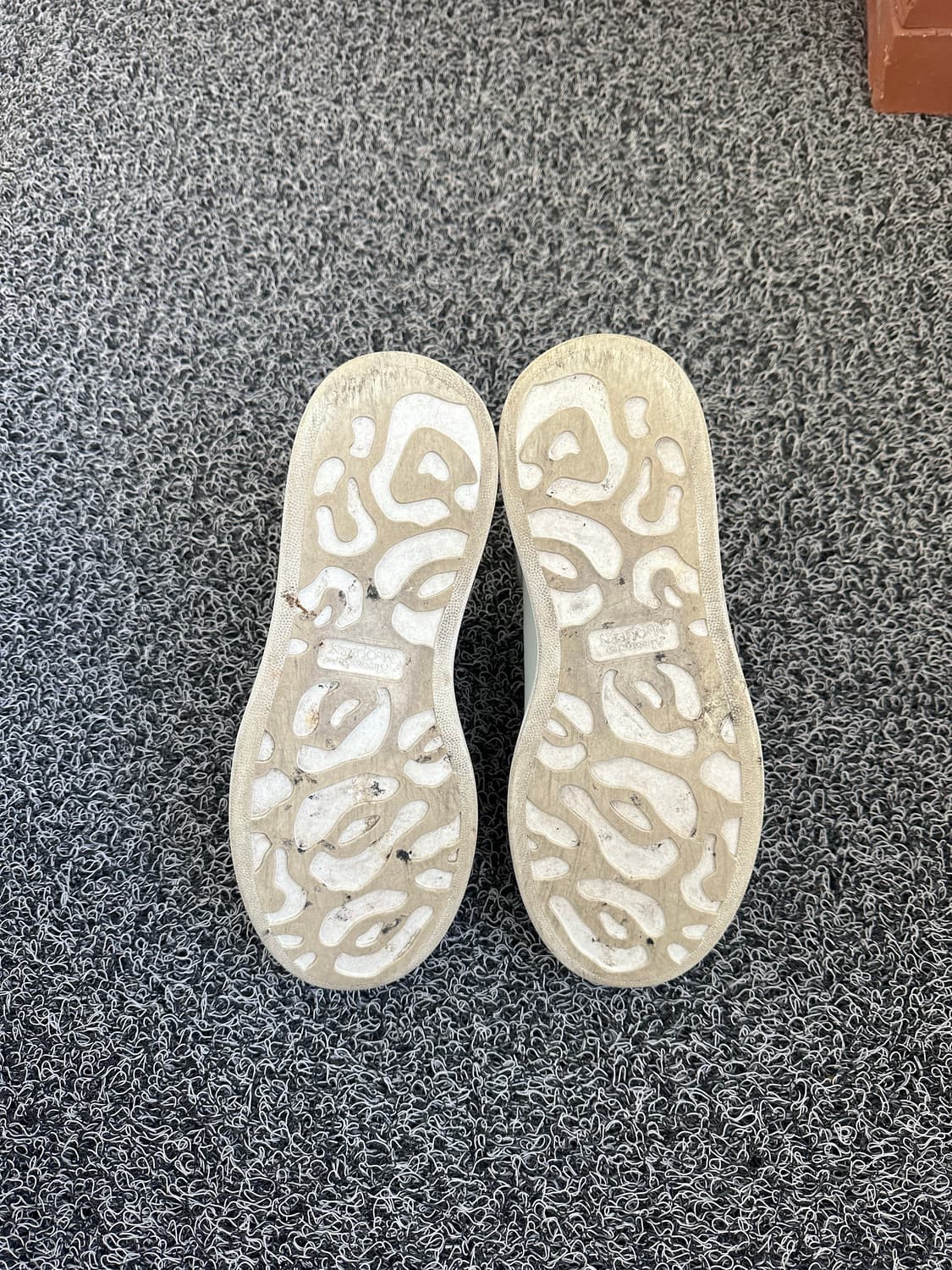 알렉산더 맥퀸 오버솔 스니커즈 39/245 상품이미지6