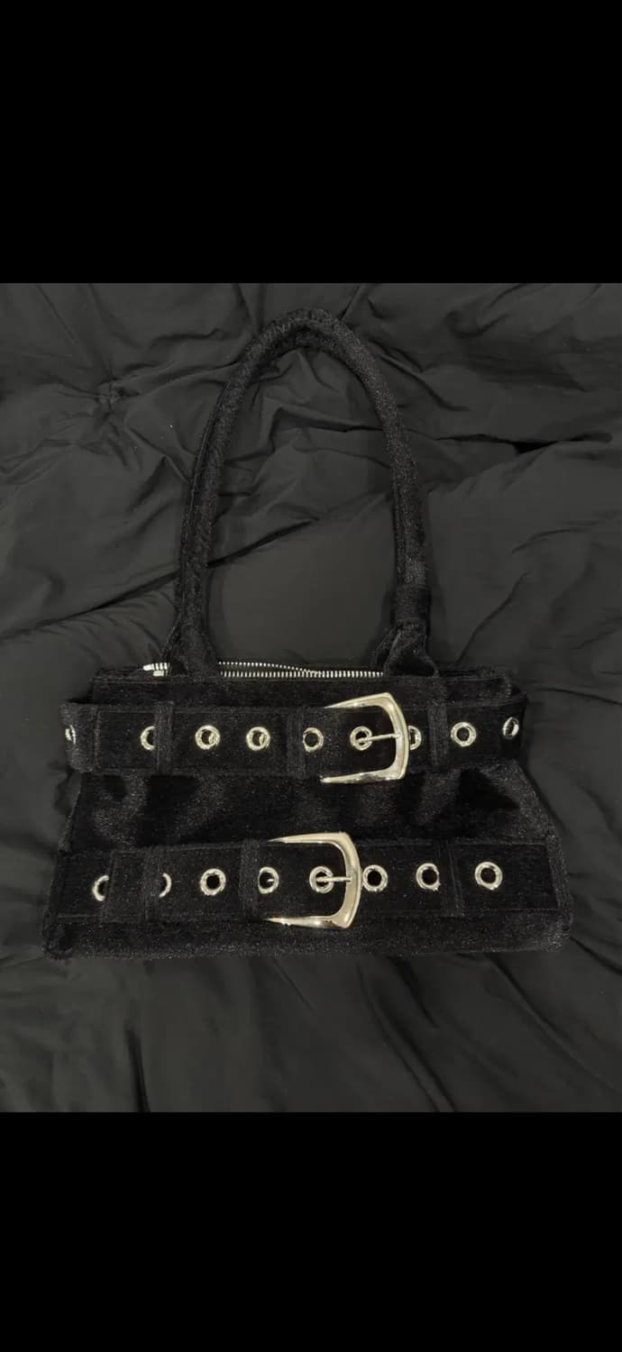 이투둘 222 BAG / 001 블랙숄더백 상품이미지4
