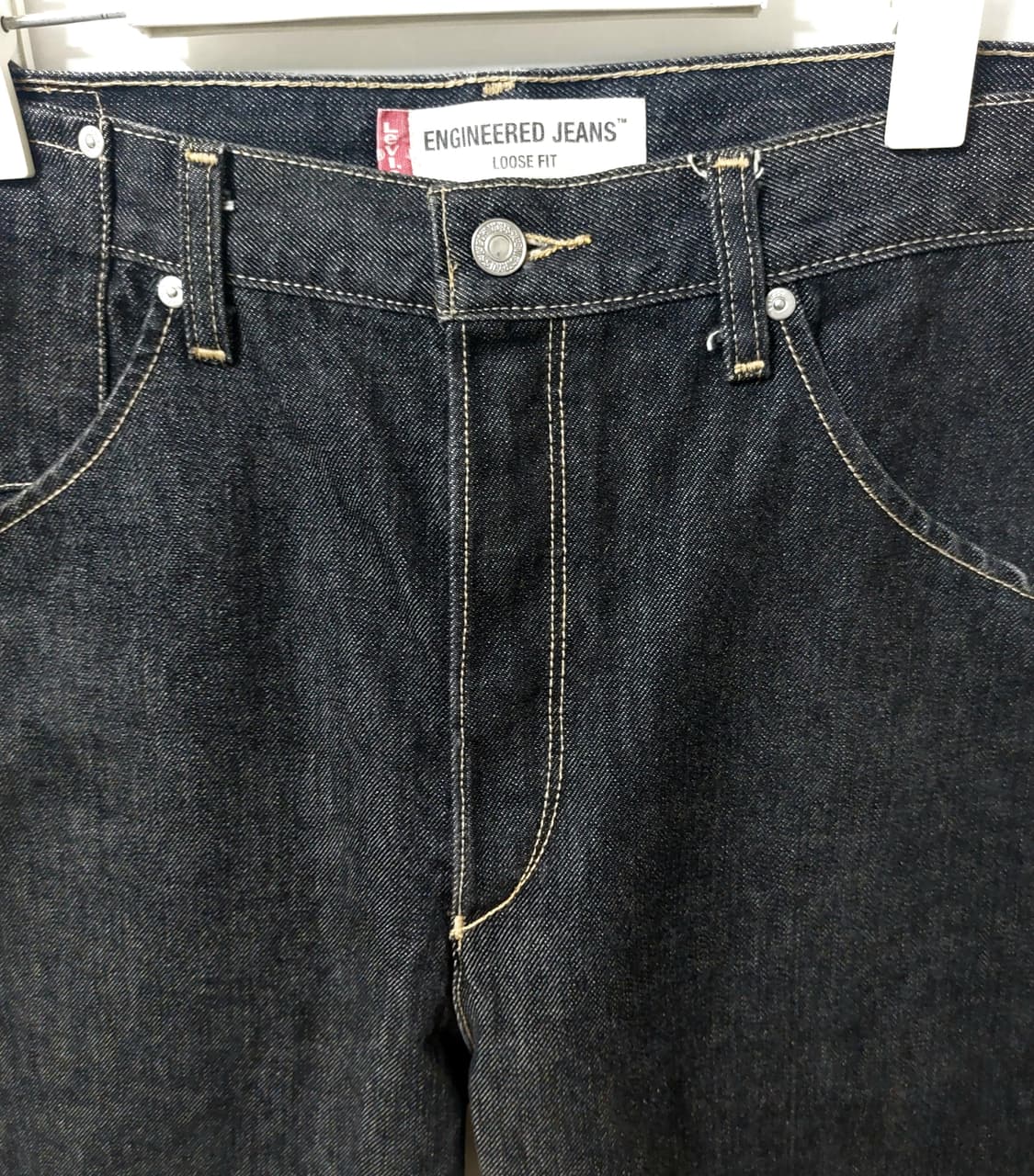 리바이스 엔지니어드 데님 흑 청바지 36 상품이미지5