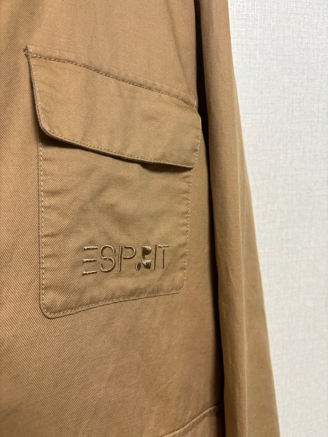 ESPRIT X Rest & Recreation 베이지 필드 자켓 상품이미지4