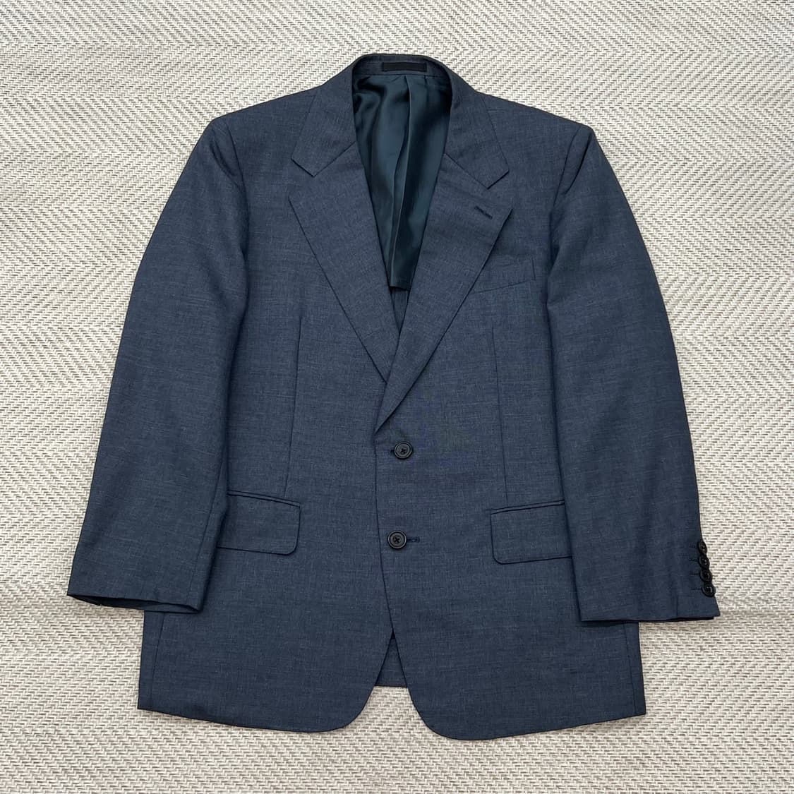 버버리 베이직 울 블레이저 r2395 상품이미지1