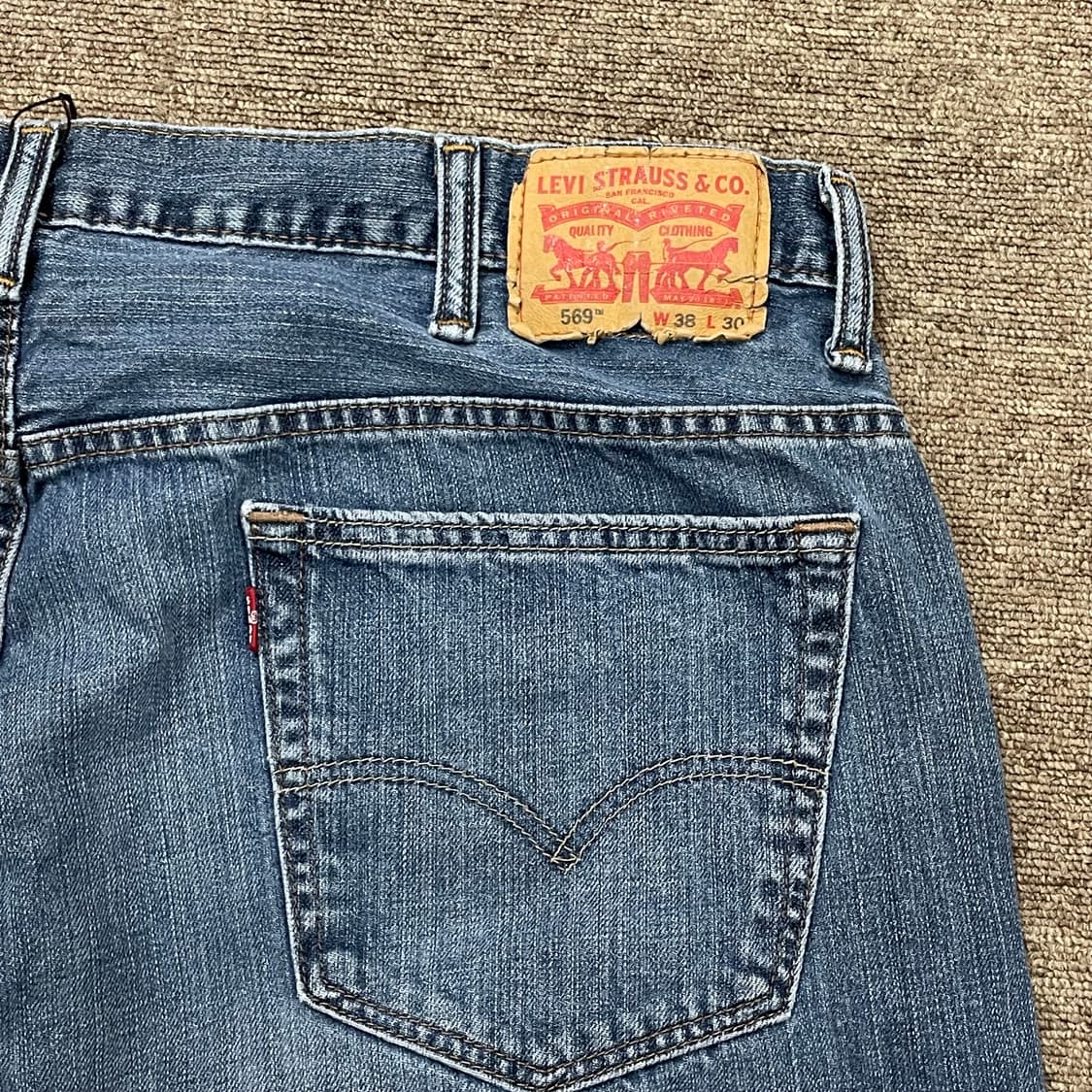 (40) Levi's 리바이스 569 리워크 데님 반바지 상품이미지2