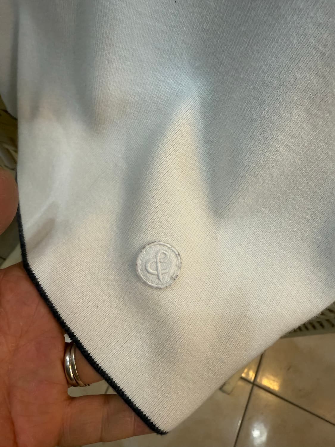 48/55-66 정품 돌체앤가바나 크롭 니트 팝니다 상품이미지4