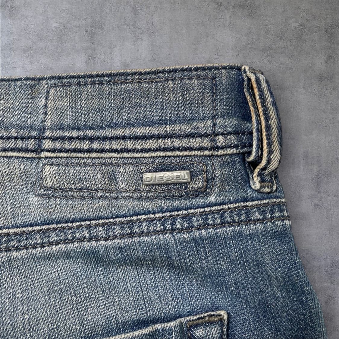 디젤 Diesel TEPPHAR 슬림 캐럿 워싱 데님팬츠 W34 L32 상품이미지9