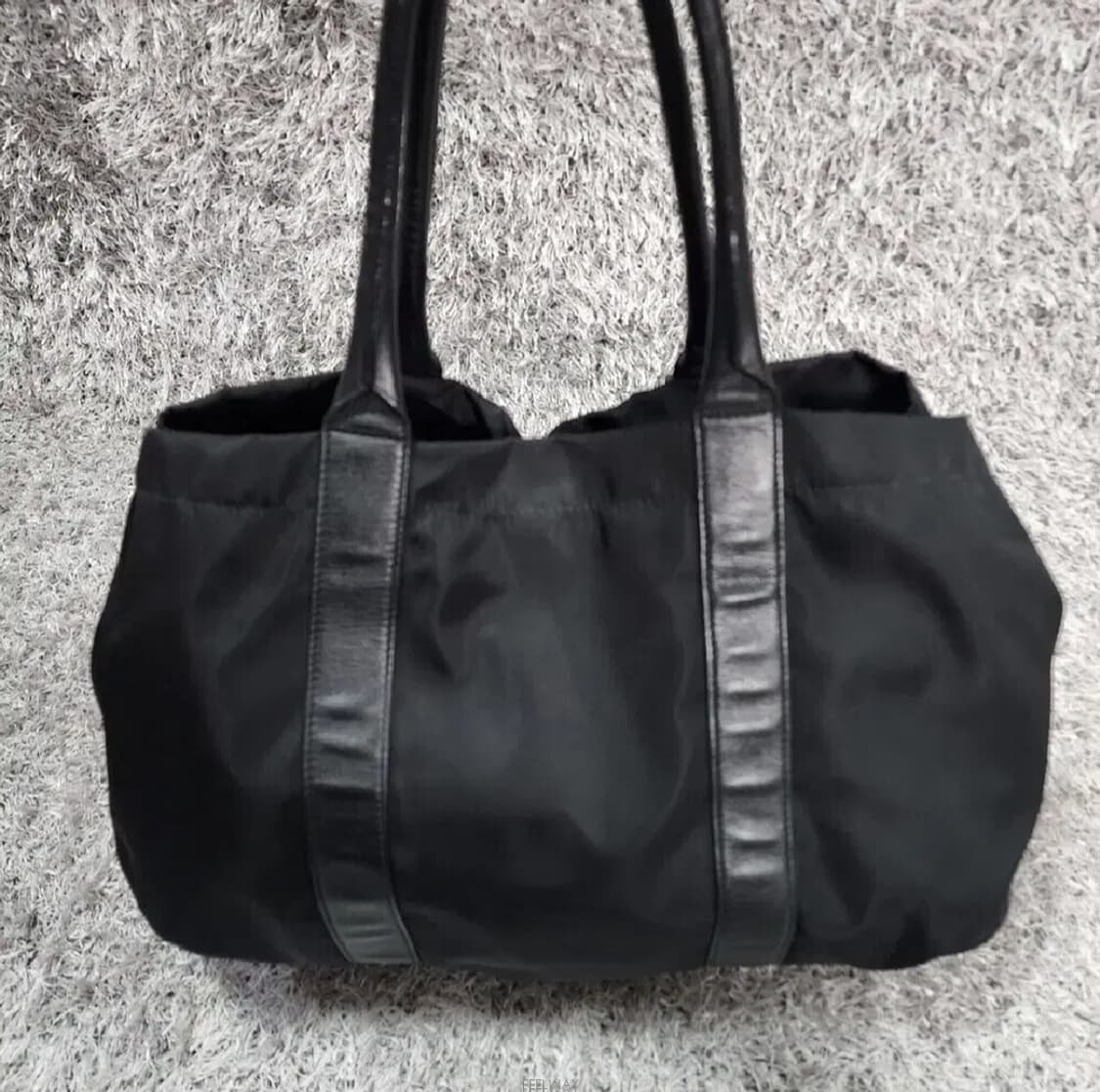 페라가모 나일론 빅숄더백 상품이미지2