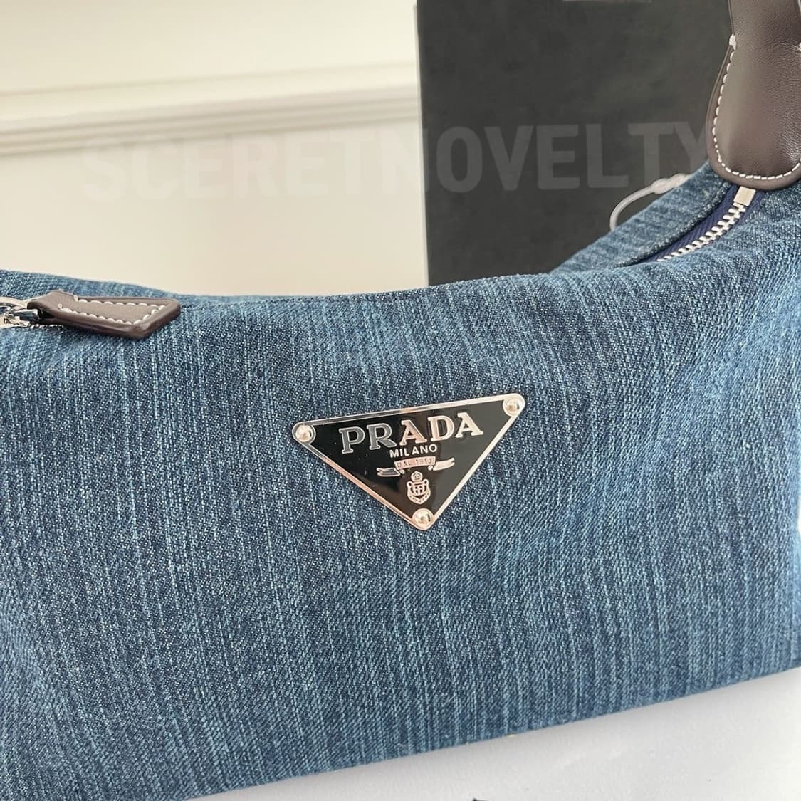 프라다 데님 체인 숄더 크로스 백  상품이미지3