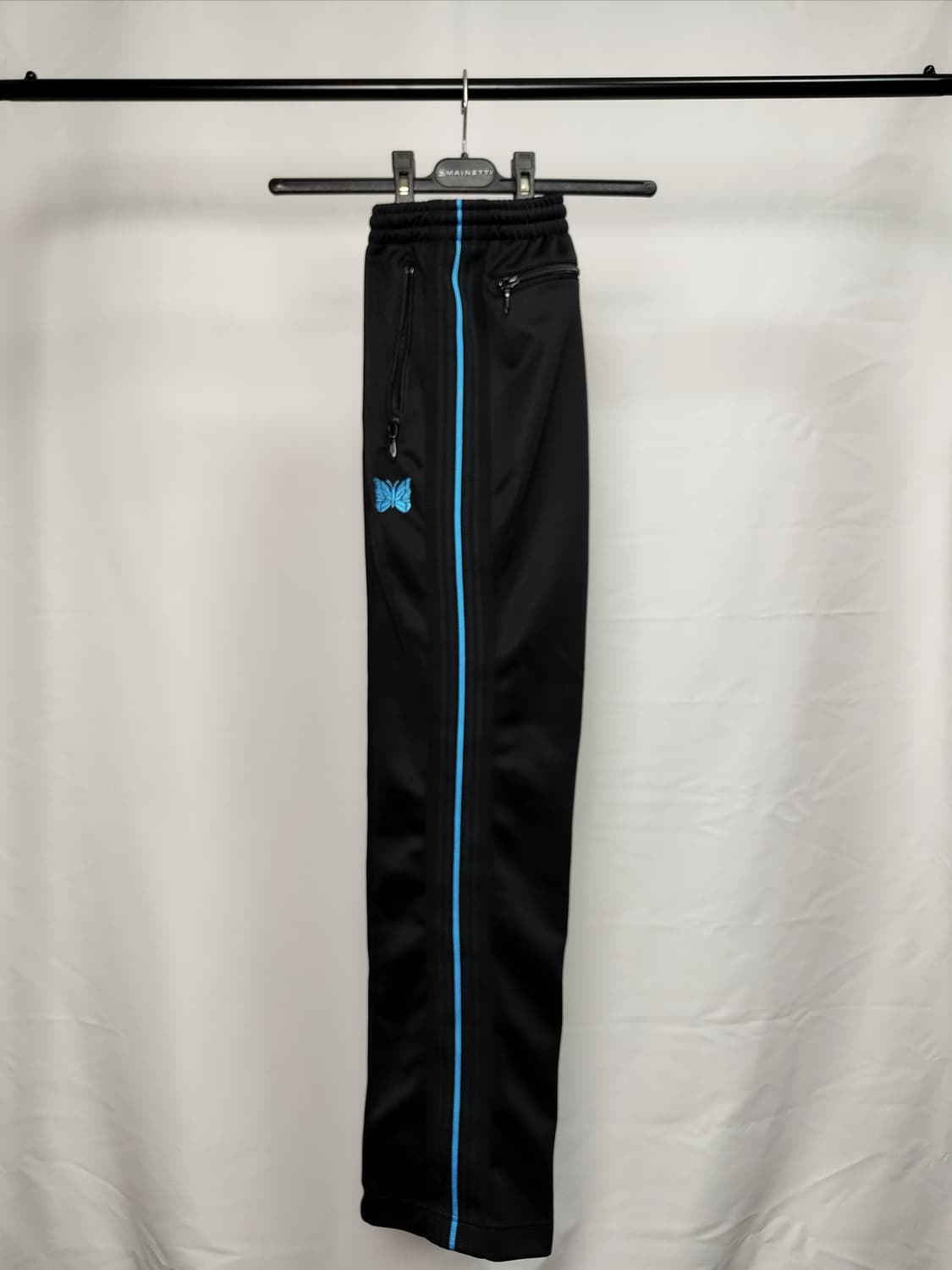니들스 x 스튜디오스 트랙팬츠 네로우 s 상품이미지1