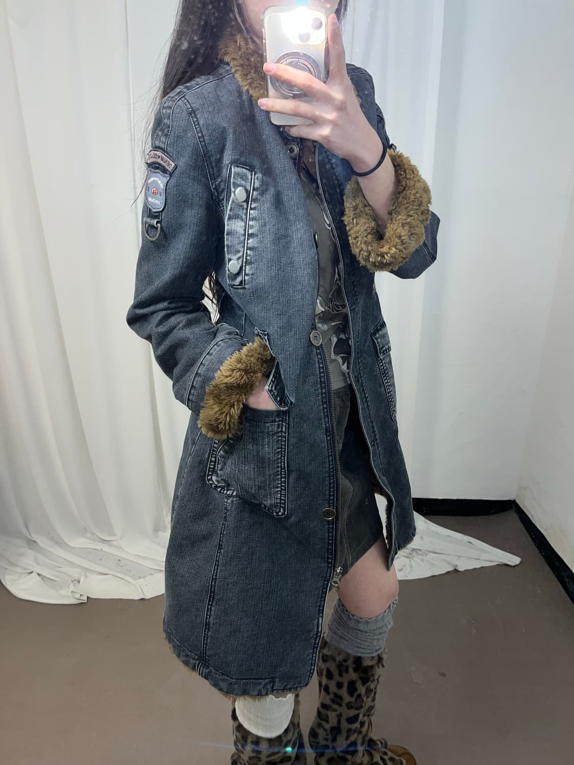 퍼 트리밍 데님 맥시 코트 상품이미지5