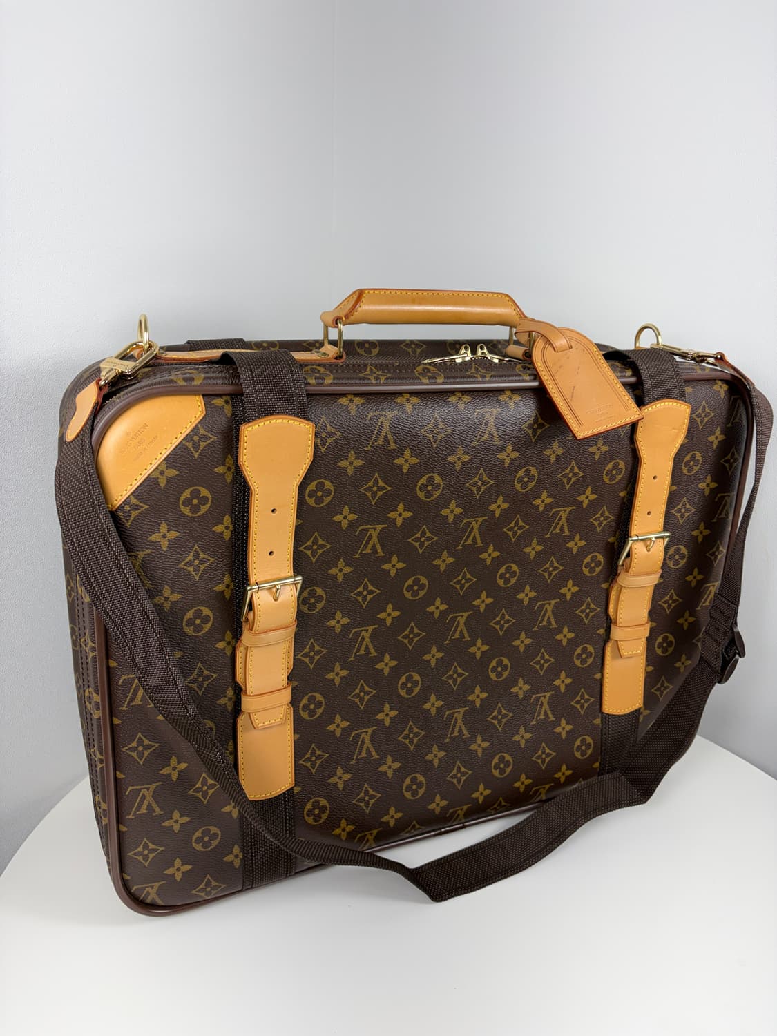 루이비통 M23356 새틀라이트53 보스턴백 상품이미지2