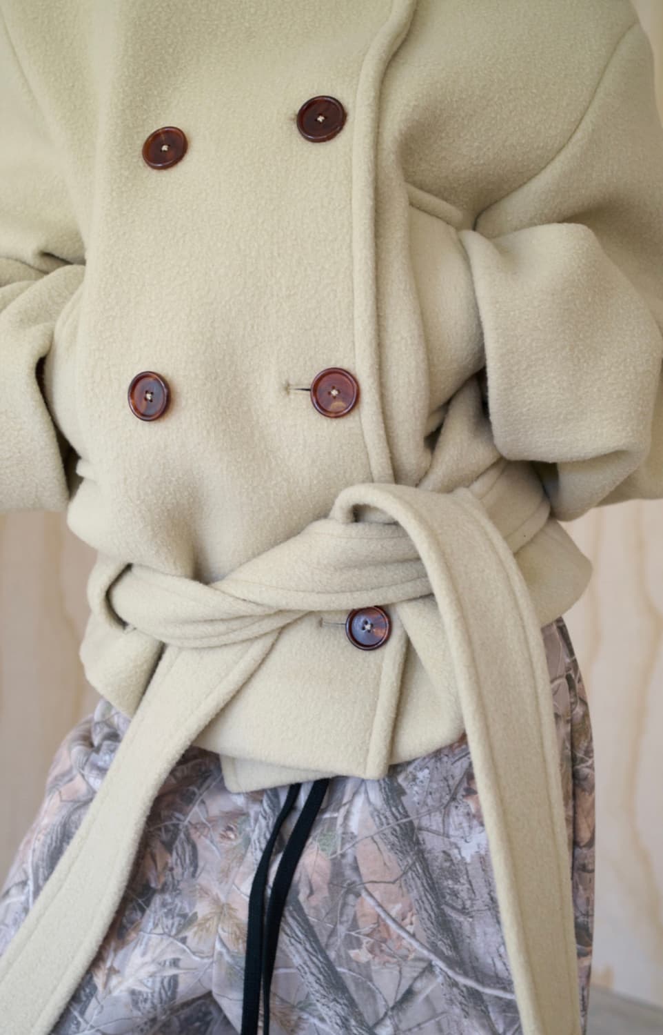 seo HIGH NECK DOUBLE BREASTED HALF COAT 상품이미지7