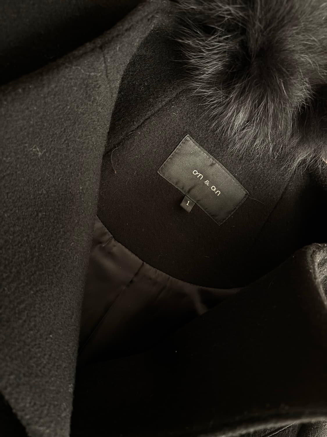 온앤온 울캐시미어 폭스퍼 코트 1사이즈 상품이미지3
