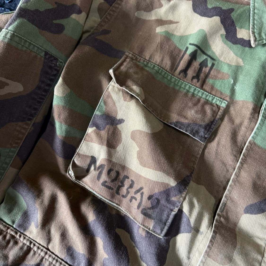 90‘s U.S Army 스텐실 시니어코드 우드랜드 BDU 자켓 S/R 상품이미지3