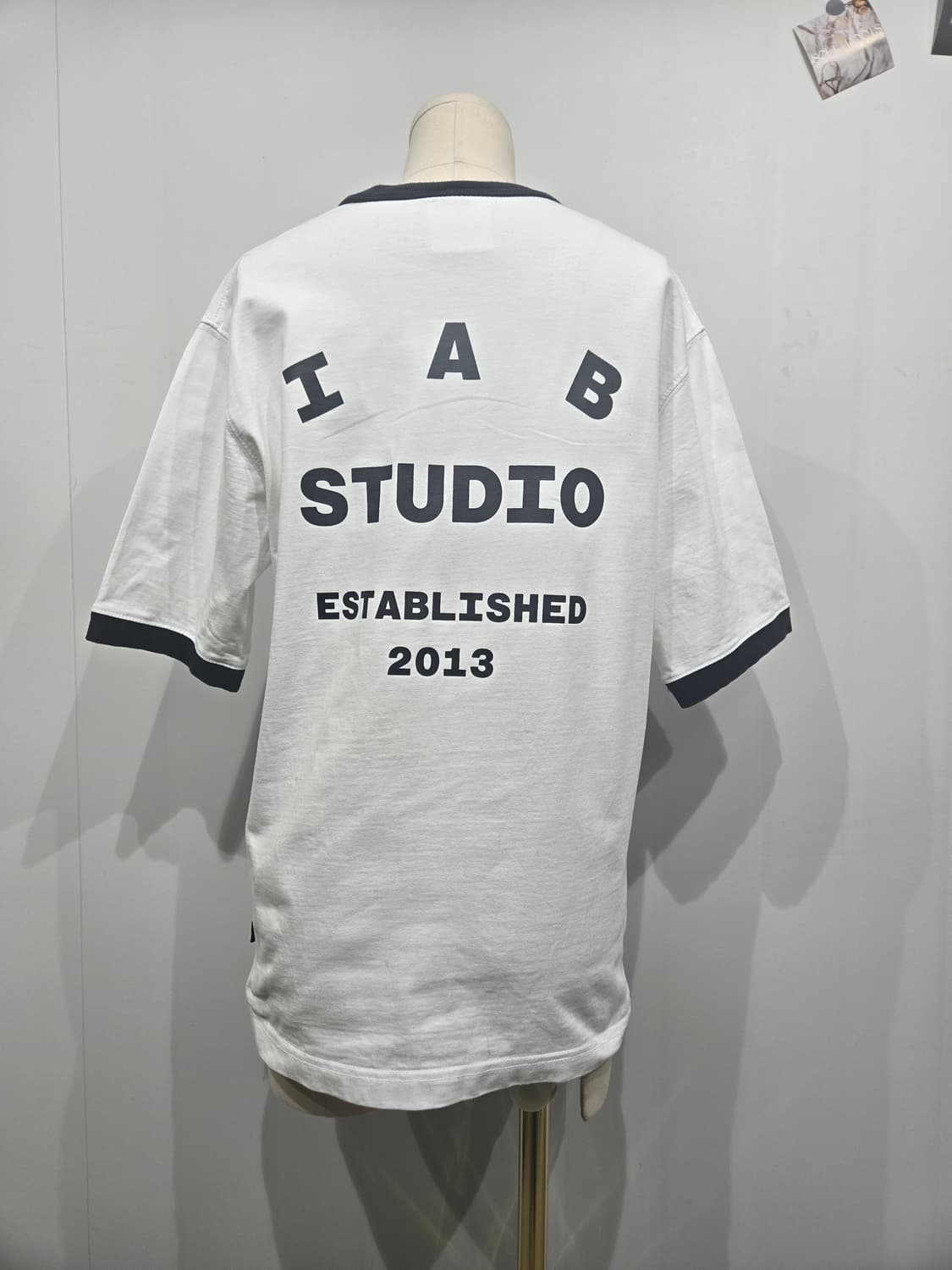 아이앱 스튜디오 링거 티셔츠 화이트 상품이미지2