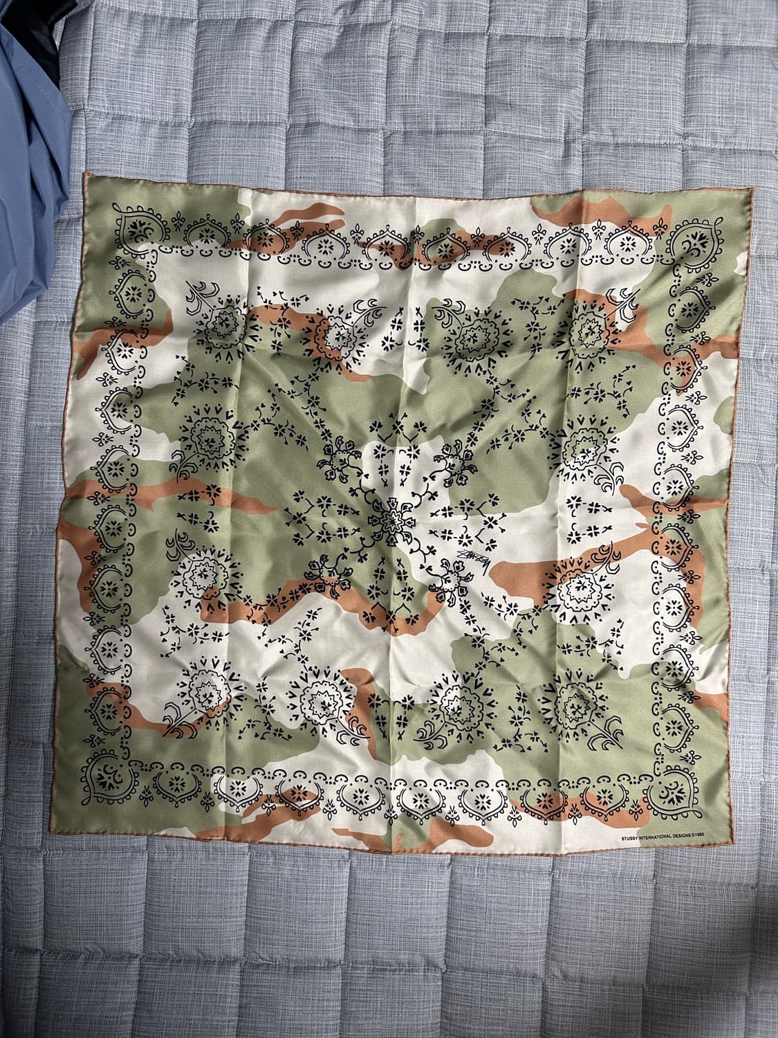 스투시 카모 실크 반다나 상품이미지2