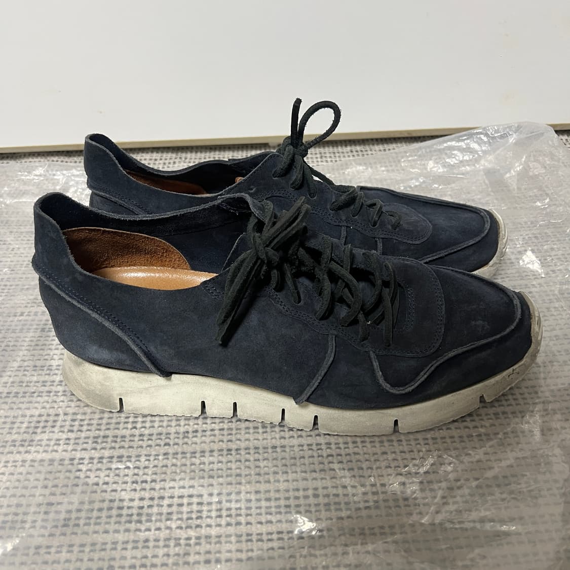 부테로 카레라 스웨이드 스니커즈 41 상품이미지3