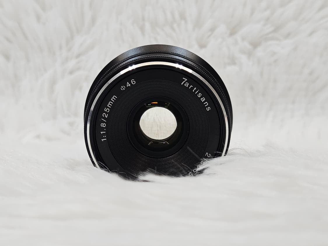 [민트] 7Artisans 7장인 25mm F1.8 렌즈 후지마운트 판매 상품이미지9