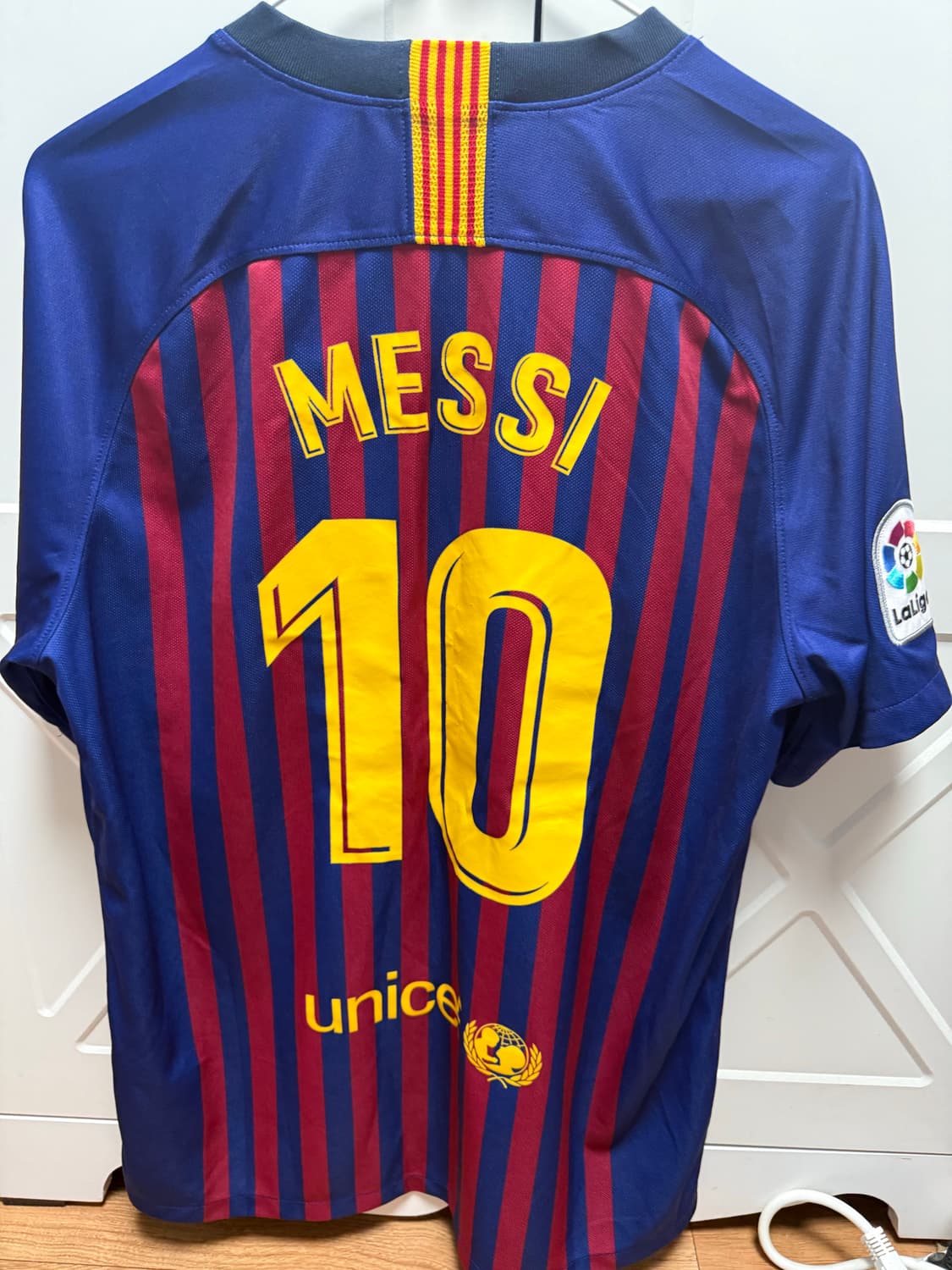 18-19 바르셀로나 메시 유니폼 상품이미지2