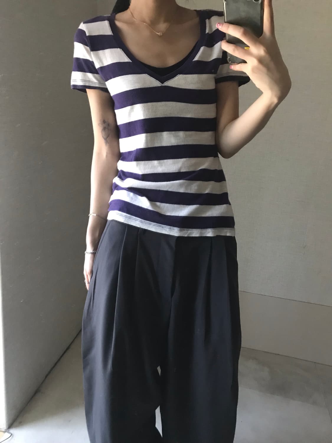 나이키 스트라이프 딱붙핏 반팔티셔츠 상품이미지1