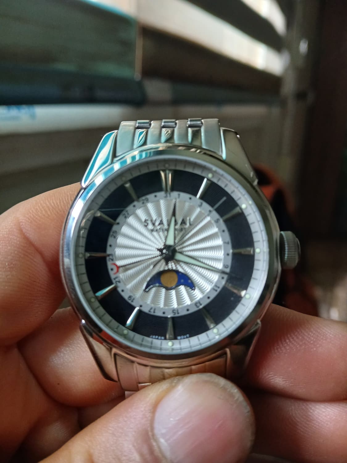 스발바르 문페이즈 쿼츠시계입니다. 상품이미지1