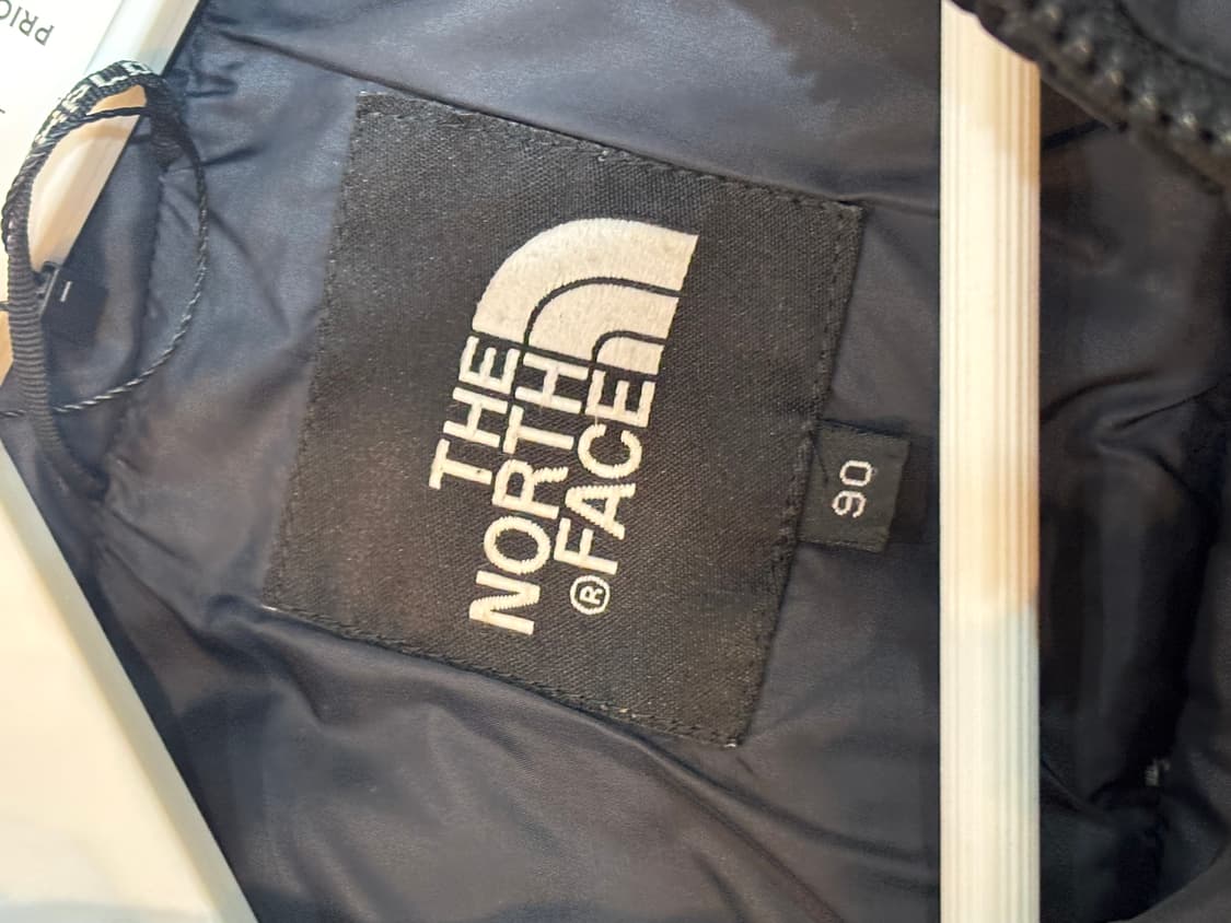 노스페이스 구스다운 눕시 패딩 상품이미지5