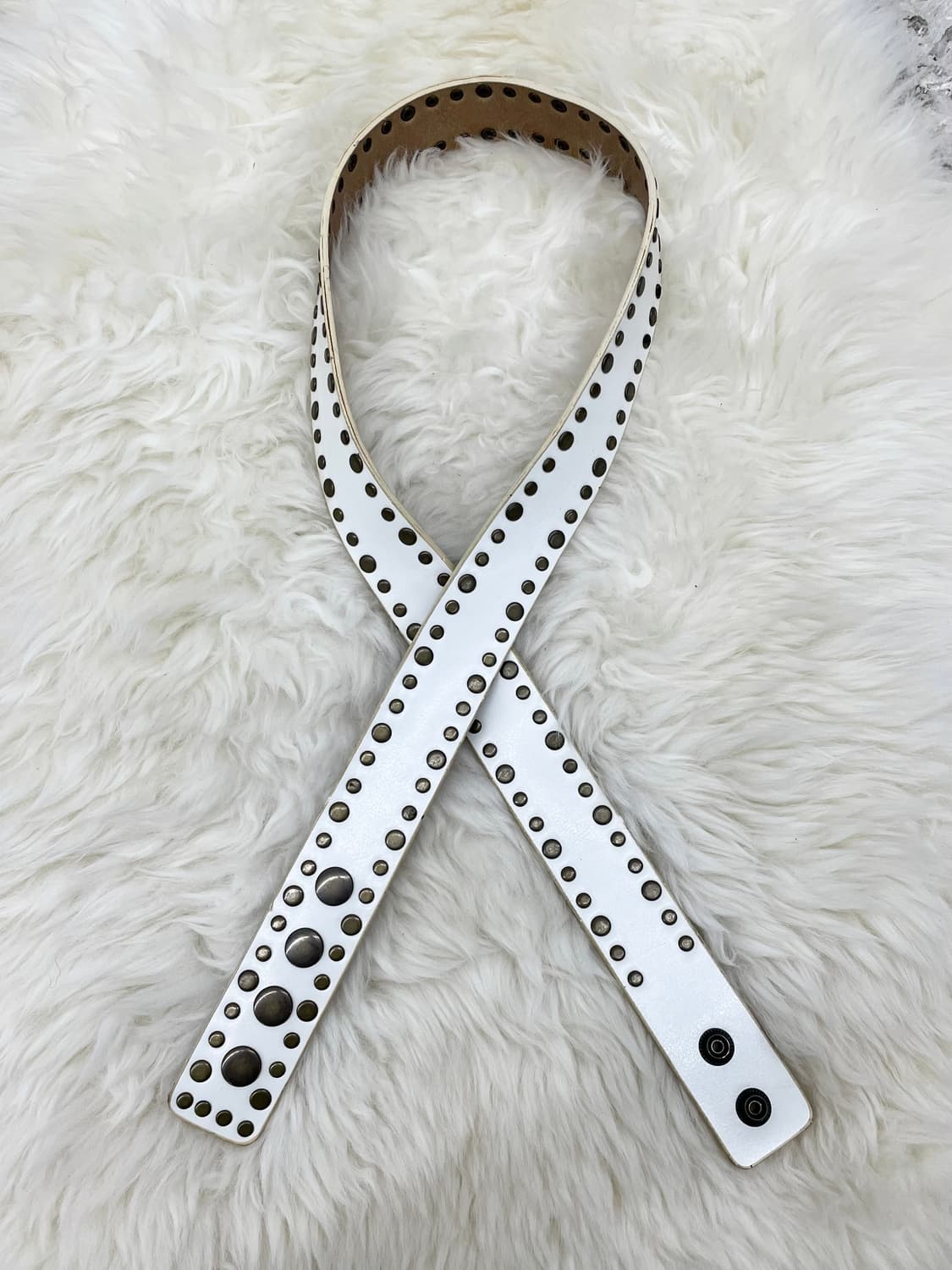 리얼레더 화이트 스터드 벨트 상품이미지2