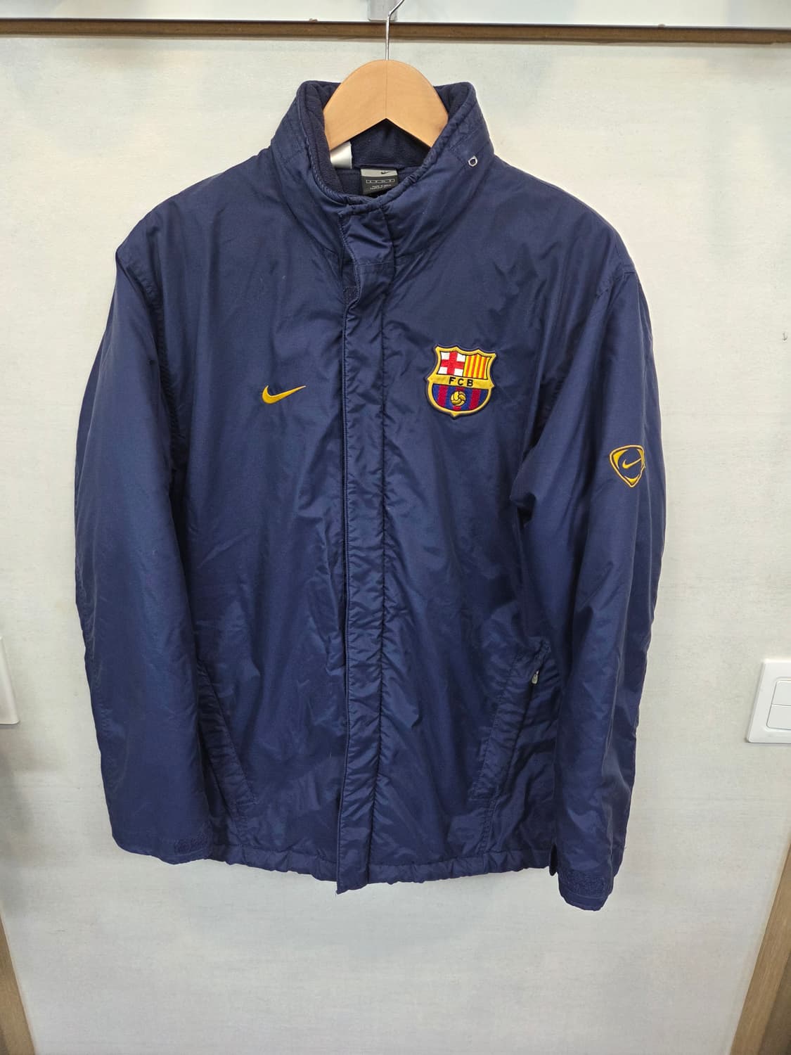 나이키 올드스쿨 00s 바로셀로나 미드필더 패딩 점퍼 95 100 상품이미지1