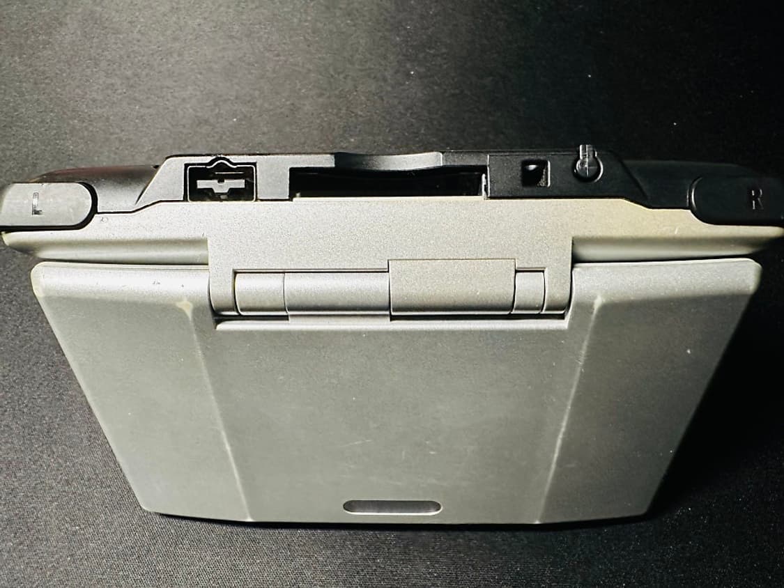 닌텐도 구형 DS 메탈릭 실버 + 충전기, 서비스 곽칩 2개 판매 상품이미지7